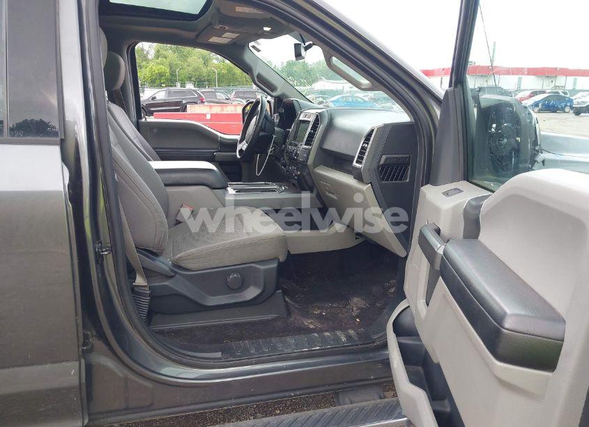 Photo 5 of 2016 Ford F-150 XLT (VIN 1FTEW1EP1GFD59574)