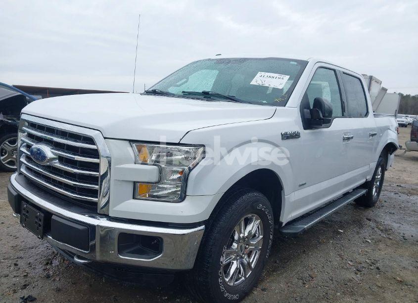Photo 2 of 2016 Ford F-150 XLT (VIN 1FTEW1EP1GKD26520)