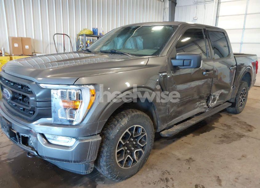 Photo 2 of 2021 Ford F-150 XLT (VIN 1FTEW1EP1MFA27503)