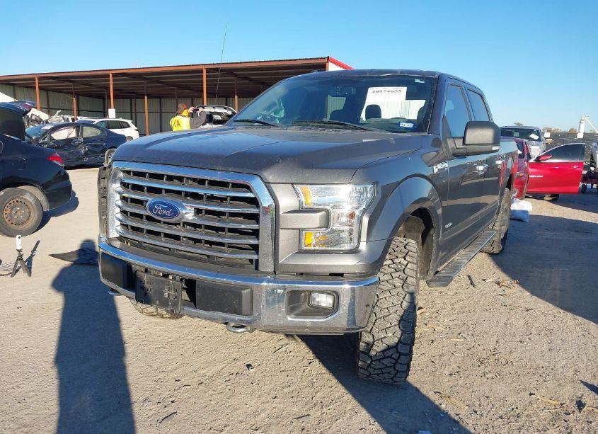 Photo 2 of 2016 Ford F-150 XLT (VIN 1FTEW1EP2GKE01225)
