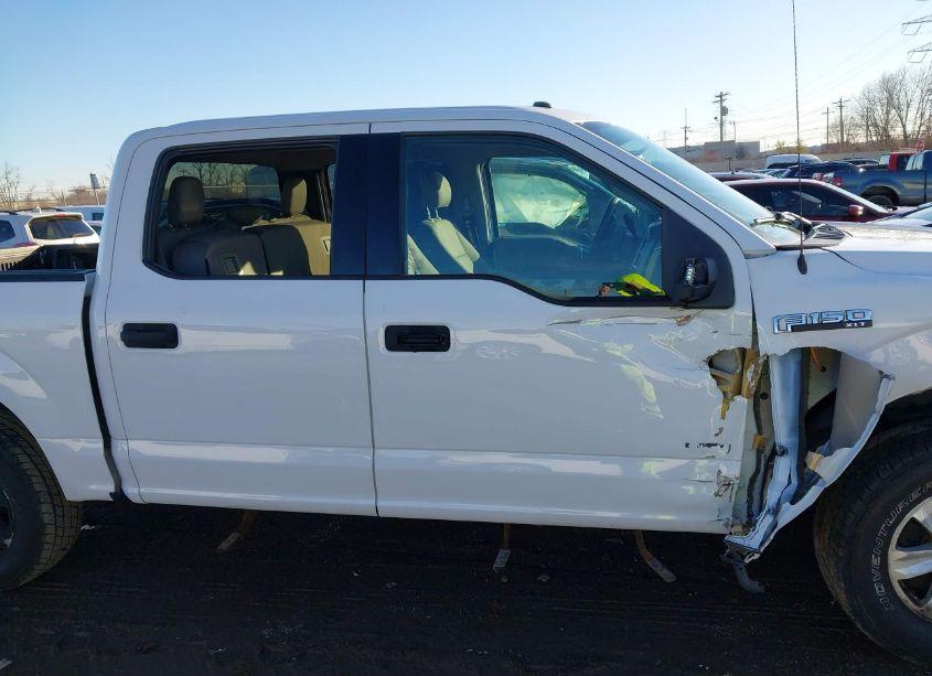 Photo 13 of 2016 Ford F-150 XLT (VIN 1FTEW1EP2GKF86859)