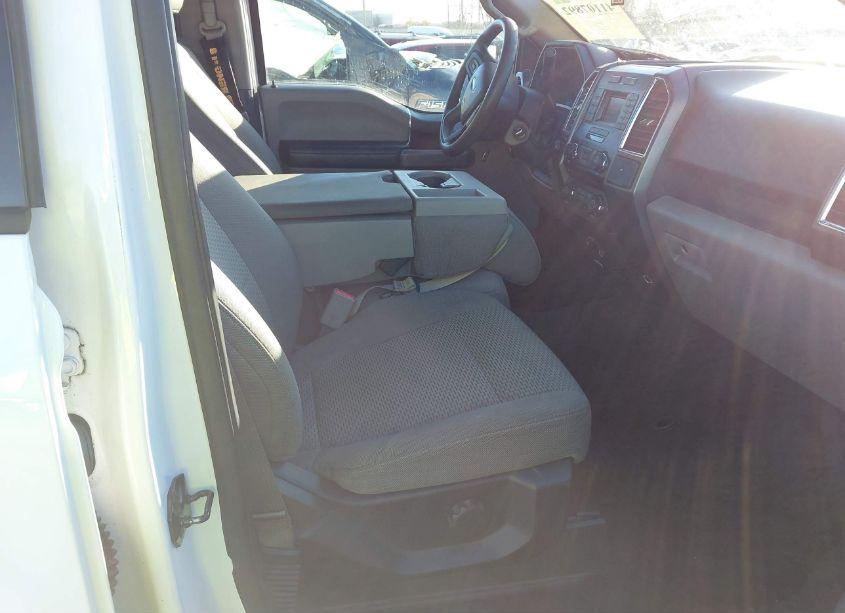 Photo 5 of 2016 Ford F-150 XLT (VIN 1FTEW1EP2GKF86859)