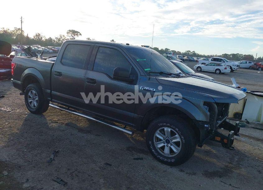 2018 Ford F-150 XLT (VIN 1FTEW1EP2JFB55373) main photo