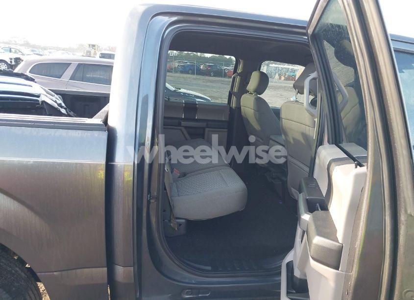 Photo 8 of 2018 Ford F-150 XLT (VIN 1FTEW1EP2JFB55373)