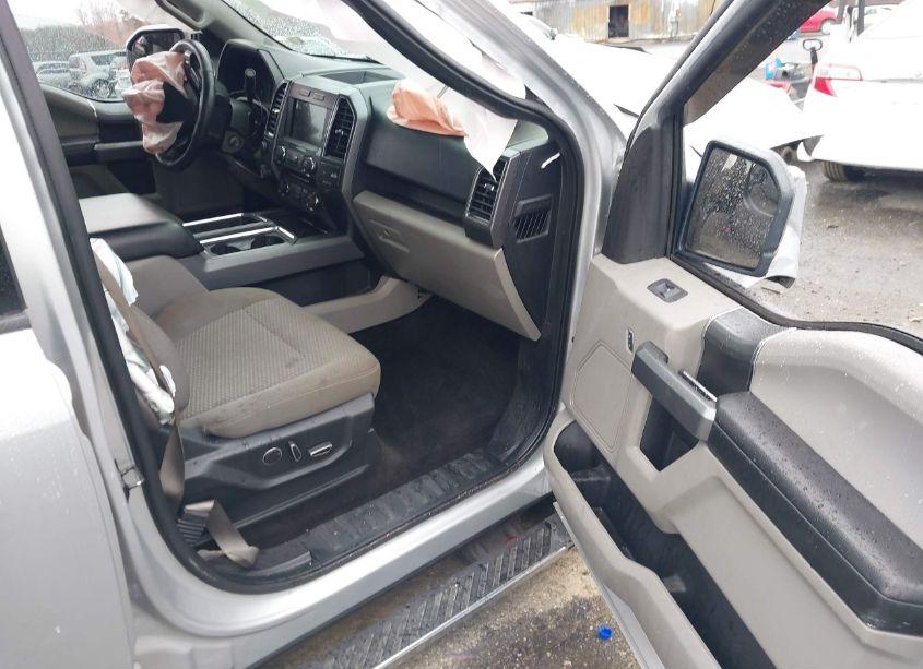 Photo 5 of 2018 Ford F-150 XLT (VIN 1FTEW1EP2JFB65417)