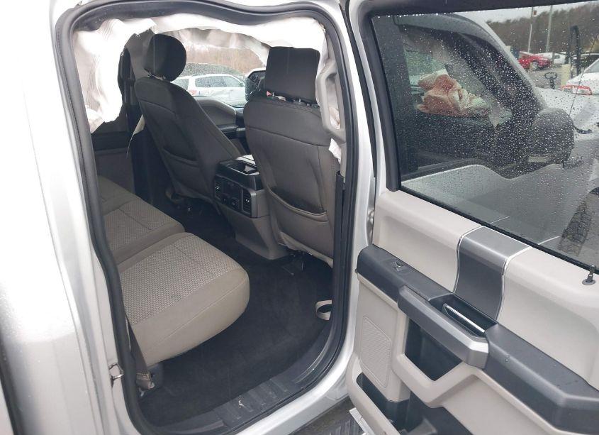 Photo 8 of 2018 Ford F-150 XLT (VIN 1FTEW1EP2JFB65417)