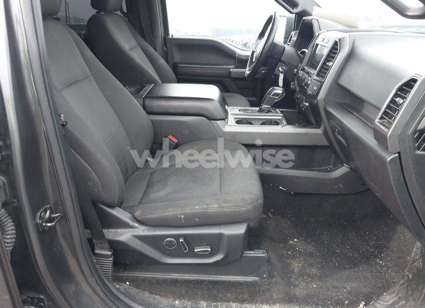 Photo 5 of 2018 Ford F-150 XLT (VIN 1FTEW1EP2JFB66597)