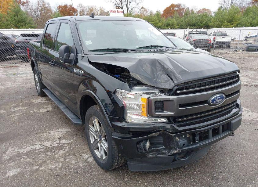 2018 Ford F-150 XLT (VIN 1FTEW1EP2JFB68124) main photo