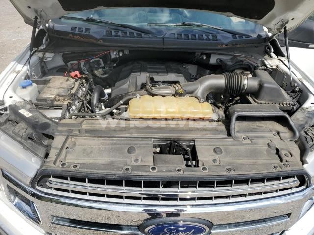 Photo 9 of 2018 FORD F150 SUPERCREW (VIN 1FTEW1EP2JFB85814)