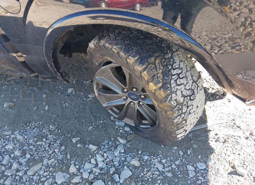 Photo 19 of 2018 Ford F-150 XLT (VIN 1FTEW1EP2JFD33217)