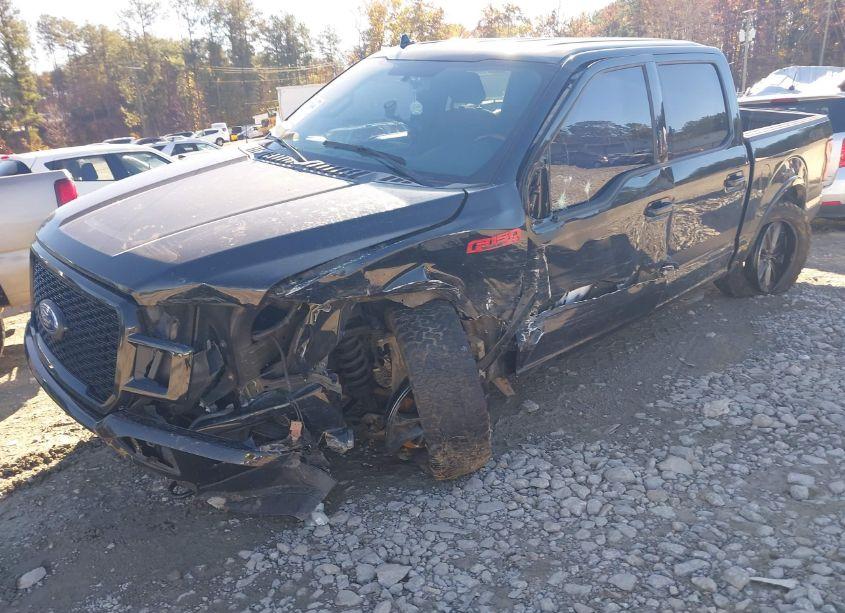 Photo 2 of 2018 Ford F-150 XLT (VIN 1FTEW1EP2JFD33217)