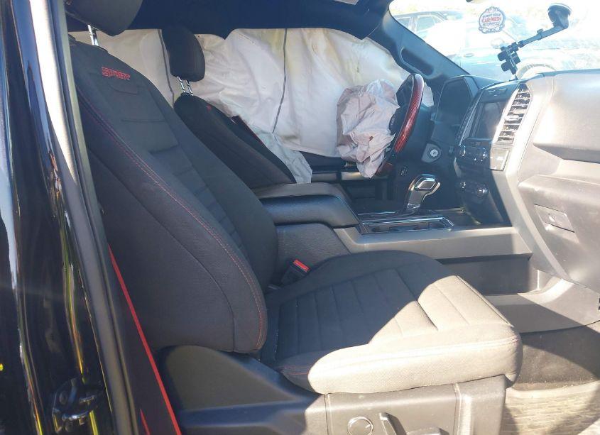 Photo 5 of 2018 Ford F-150 XLT (VIN 1FTEW1EP2JFD33217)