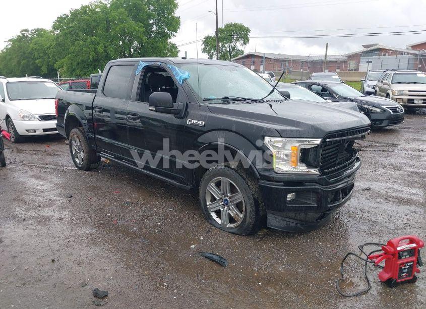 2018 Ford F-150 XLT (VIN 1FTEW1EP2JFD51426) main photo