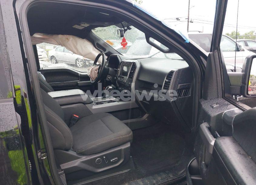 Photo 5 of 2018 Ford F-150 XLT (VIN 1FTEW1EP2JFD51426)