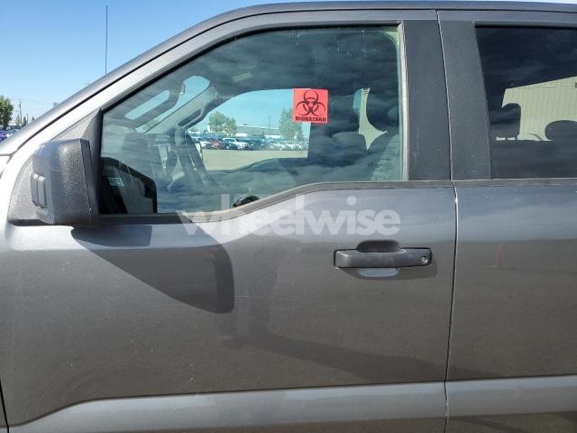 Photo 2 of 2021 FORD F150 SUPERCREW (VIN 1FTEW1EP2MKE50307)