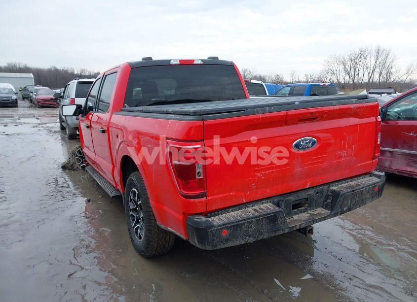 Photo 3 of 2021 Ford F-150 XLT (VIN 1FTEW1EP2MKE98082)