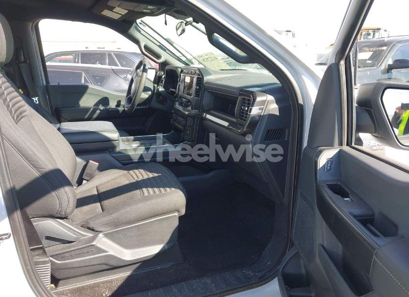 Photo 5 of 2022 Ford F-150 XL (VIN 1FTEW1EP2NKD38060)