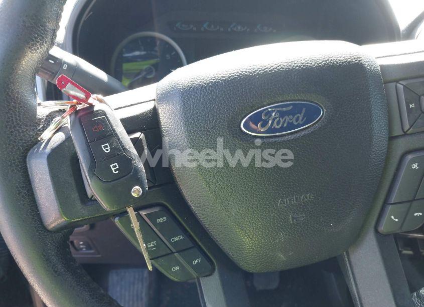 Photo 11 of 2016 Ford F-150 XLT (VIN 1FTEW1EP3GKF03617)