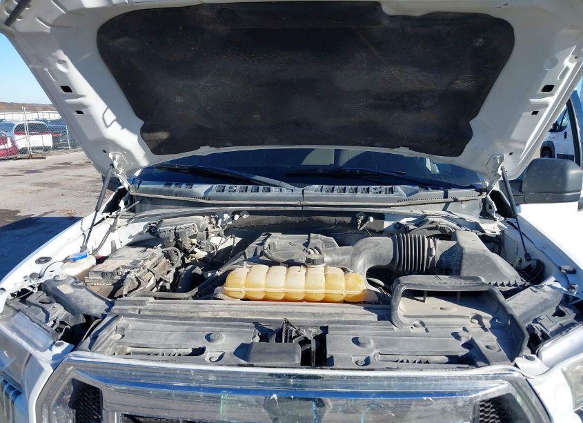 Photo 10 of 2016 Ford F-150 XLT (VIN 1FTEW1EP4GFC59534)