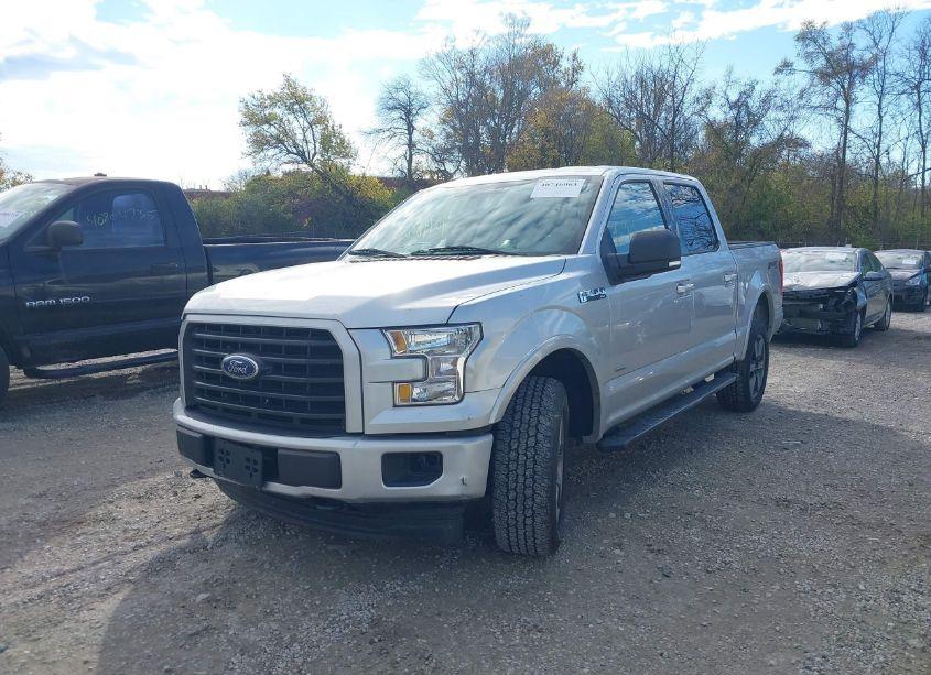 Photo 2 of 2017 Ford F-150 XLT (VIN 1FTEW1EP4HFB51674)