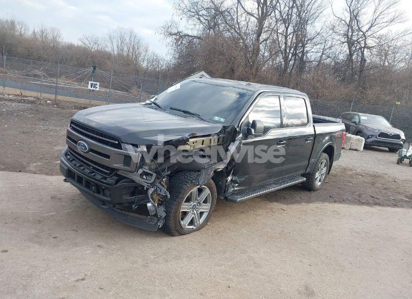 Photo 2 of 2018 Ford F-150 XLT (VIN 1FTEW1EP4JFA22162)