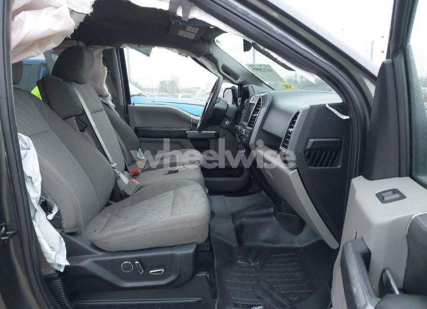 Photo 5 of 2018 Ford F-150 XLT (VIN 1FTEW1EP4JFB11052)