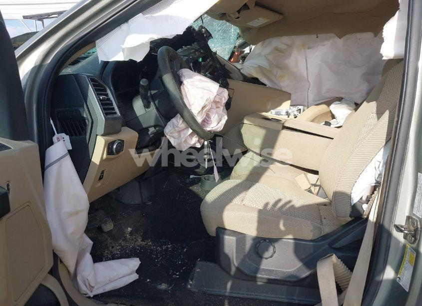 Photo 5 of 2019 Ford F-150 XLT (VIN 1FTEW1EP4KKD03645)