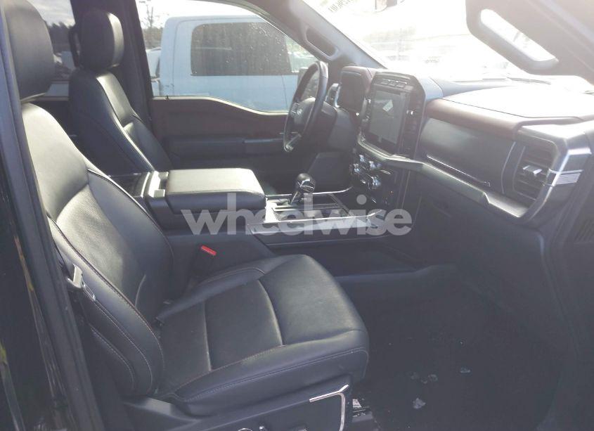 Photo 5 of 2022 Ford F-150 LARIAT (VIN 1FTEW1EP4NFA34155)