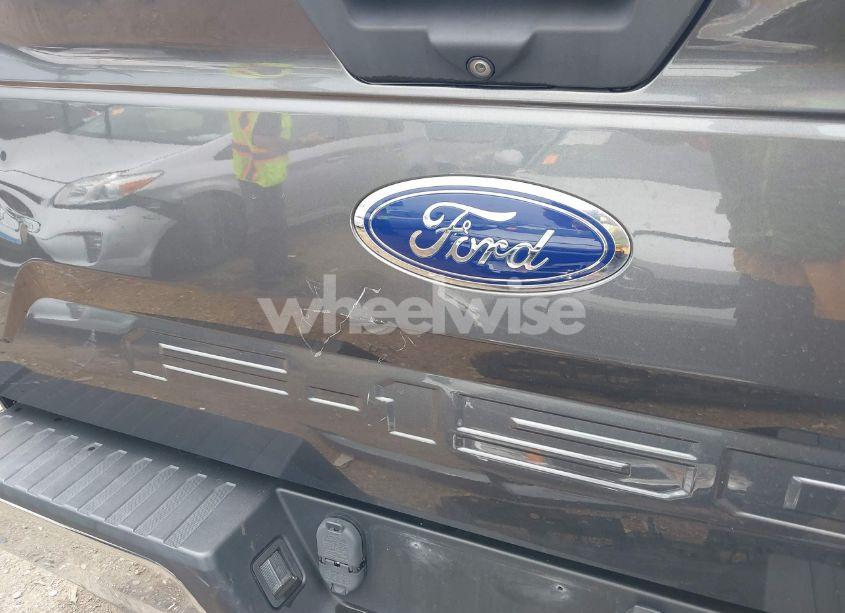 Photo 18 of 2018 Ford F-150 XLT (VIN 1FTEW1EP5JFA13406)