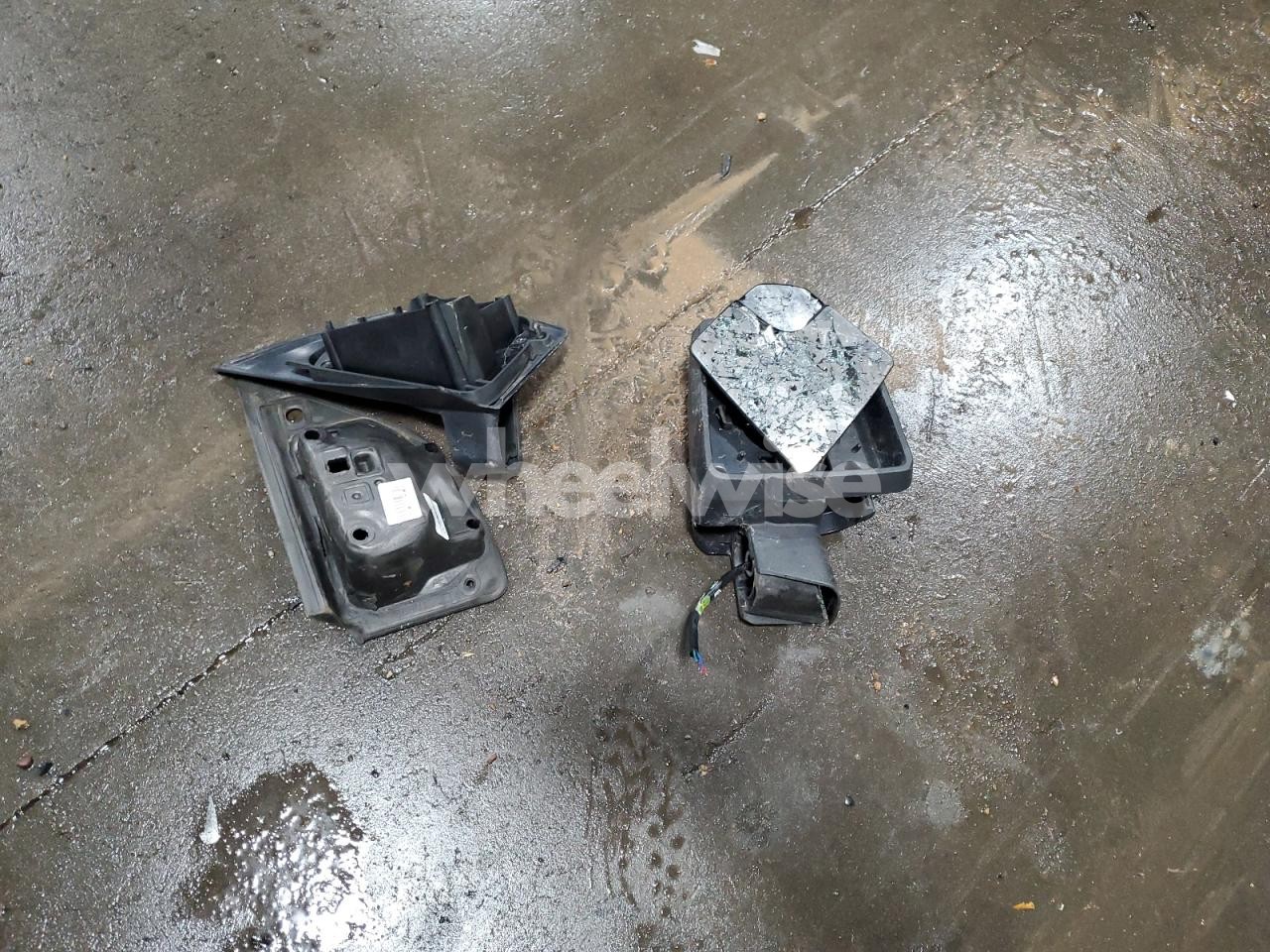 Photo 12 of 2018 FORD F150 SUPERCREW (VIN 1FTEW1EP5JFA17746)