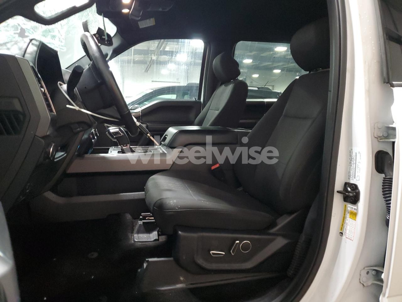 Photo 7 of 2018 FORD F150 SUPERCREW (VIN 1FTEW1EP5JFA17746)