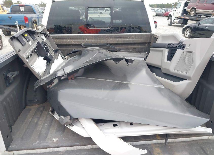 Photo 12 of 2018 Ford F-150 XLT (VIN 1FTEW1EP5JFE07911)