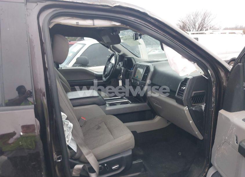 Photo 5 of 2018 Ford F-150 XLT (VIN 1FTEW1EP5JFE09612)