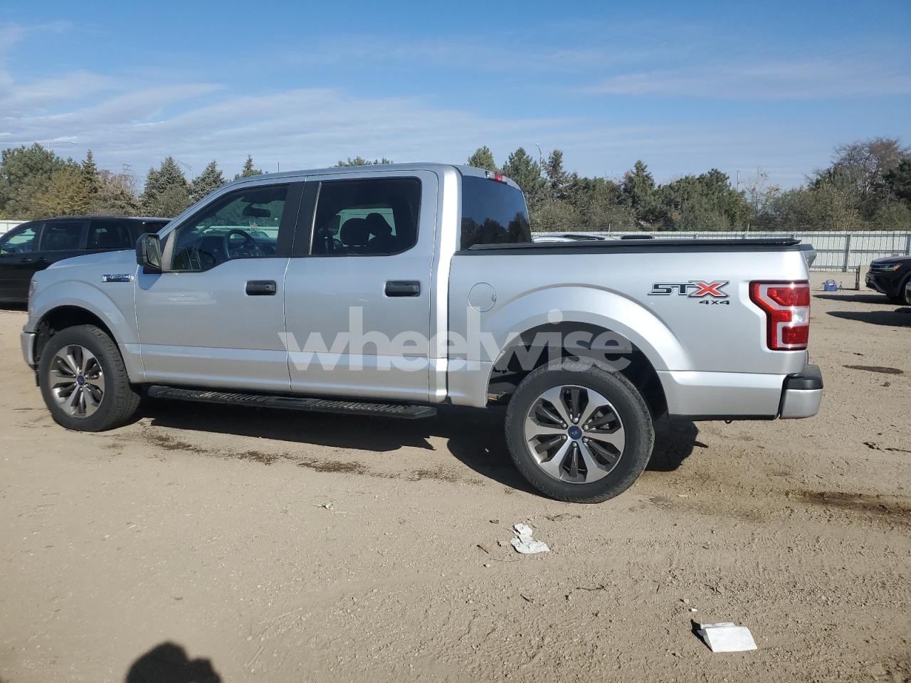 Photo 2 of 2019 FORD F150 SUPERCREW (VIN 1FTEW1EP5KFB69513)