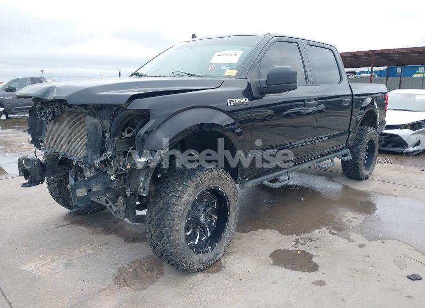 Photo 2 of 2020 Ford F-150 XLT (VIN 1FTEW1EP5LFB21401)
