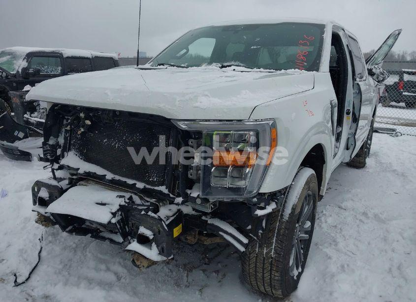 Photo 2 of 2022 Ford F-150 XLT (VIN 1FTEW1EP5NFA07742)