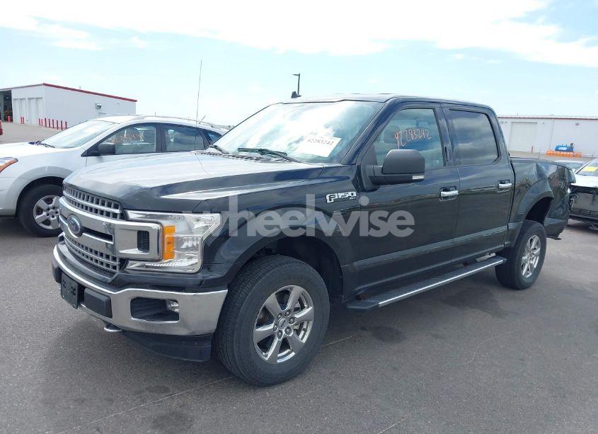 Photo 2 of 2018 Ford F-150 XLT (VIN 1FTEW1EP6JKC24542)