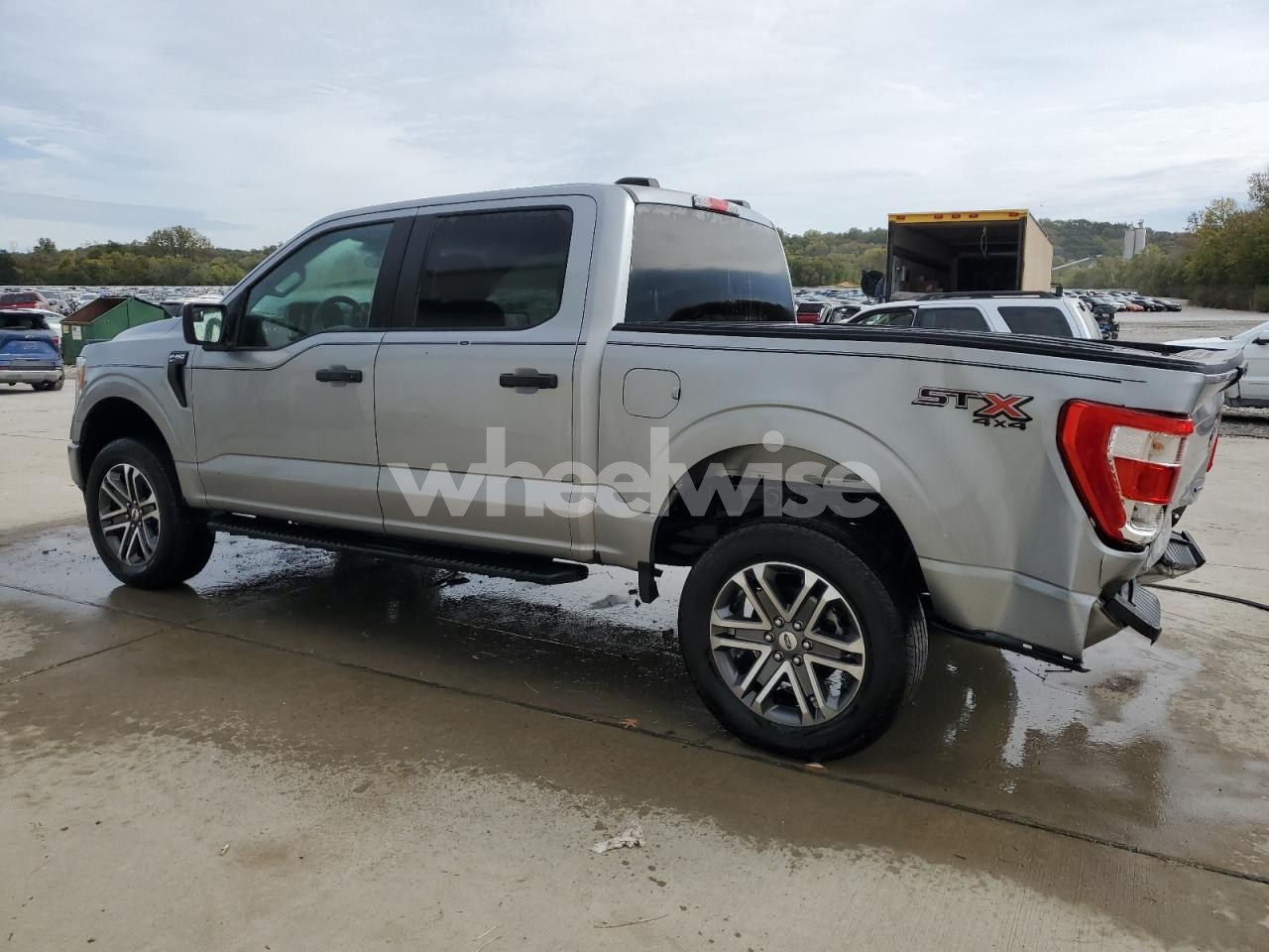 Photo 2 of 2022 FORD F150 SUPERCREW (VIN 1FTEW1EP6NKE62817)