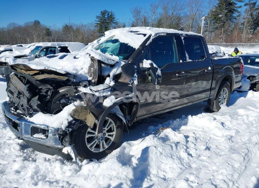 Photo 2 of 2015 Ford F-150 LARIAT (VIN 1FTEW1EP7FFD00088)
