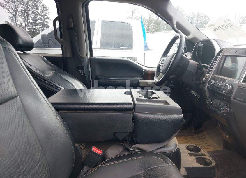 Photo 5 of 2016 Ford F-150 LARIAT (VIN 1FTEW1EP7GFB56351)