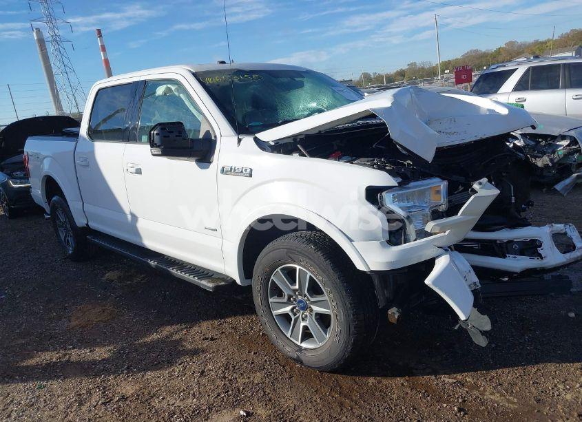 2016 Ford F-150 LARIAT (VIN 1FTEW1EP7GFB82528) main photo