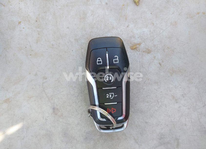 Photo 11 of 2016 Ford F-150 LARIAT (VIN 1FTEW1EP7GFB82528)