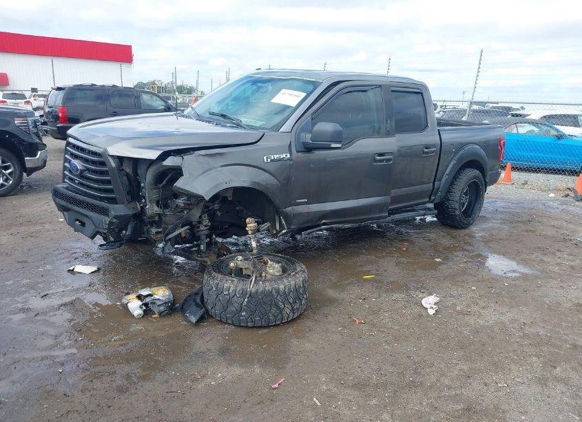 Photo 2 of 2016 Ford F-150 XLT (VIN 1FTEW1EP7GKF48527)