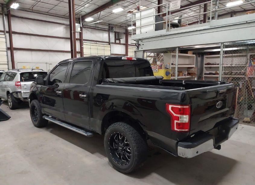 Photo 3 of 2018 Ford F-150 XLT (VIN 1FTEW1EP7JKC09449)