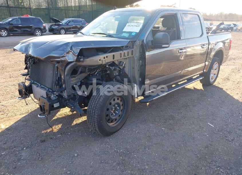 Photo 2 of 2019 Ford F-150 XLT (VIN 1FTEW1EP7KFA03896)