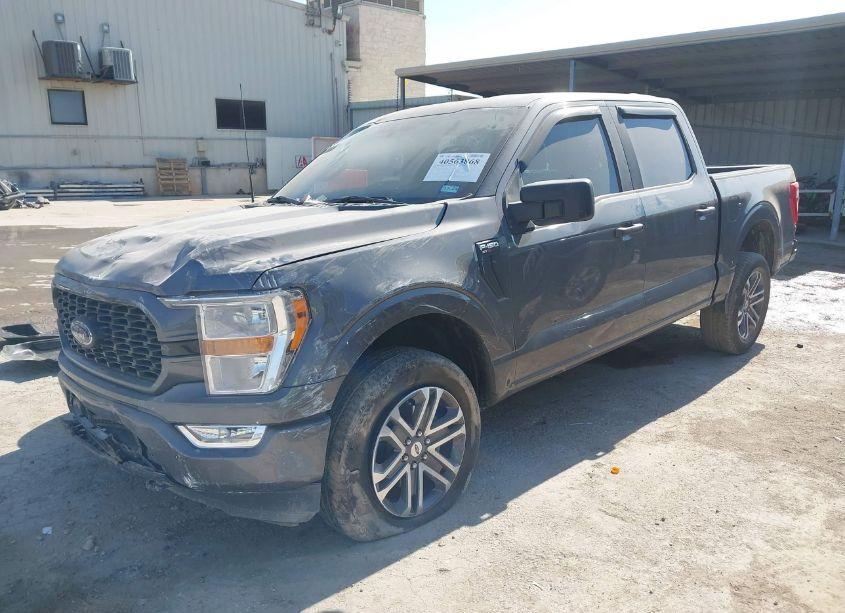 Photo 2 of 2021 Ford F-150 XL (VIN 1FTEW1EP7MKD55256)