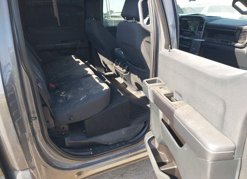 Photo 8 of 2021 Ford F-150 XL (VIN 1FTEW1EP7MKD55256)