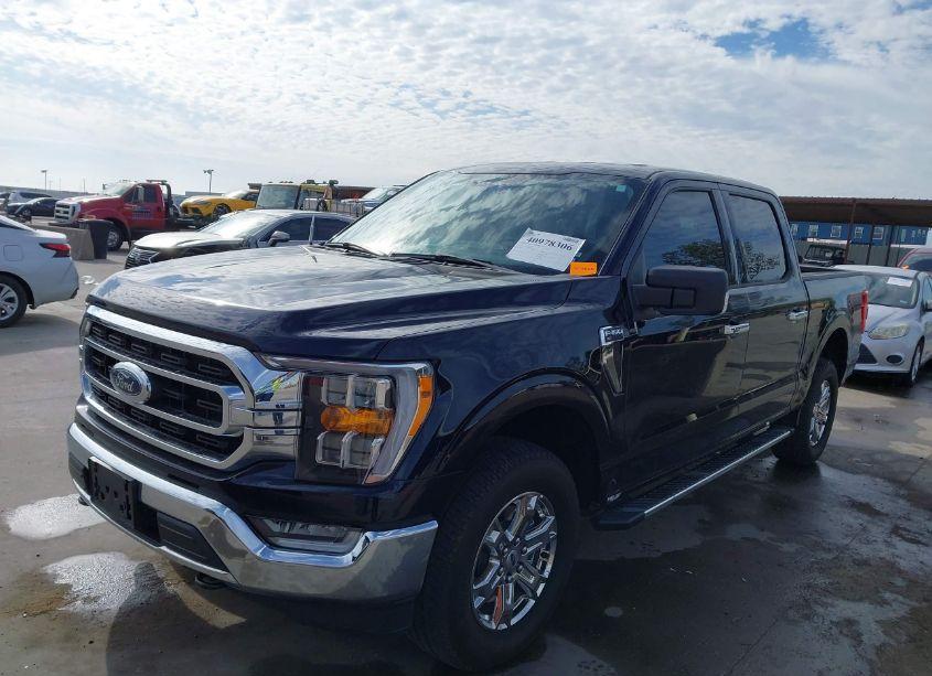Photo 2 of 2022 Ford F-150 XLT (VIN 1FTEW1EP7NKE73079)