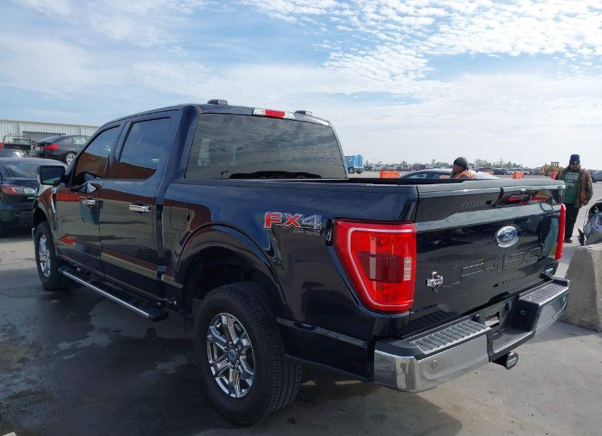 Photo 3 of 2022 Ford F-150 XLT (VIN 1FTEW1EP7NKE73079)