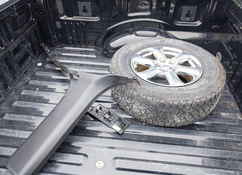 Photo 12 of 2018 Ford F-150 XLT (VIN 1FTEW1EP8JFB68211)